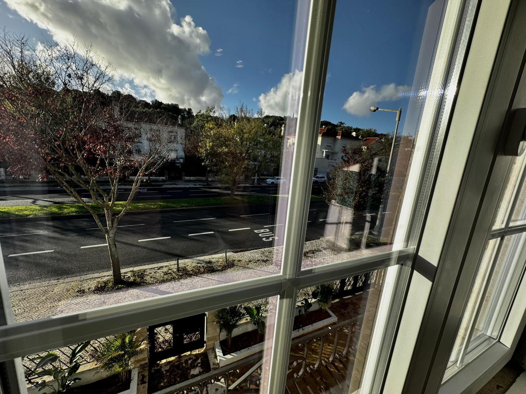 Relax And Explore Lisbon Suites And Rooms Exterior photo