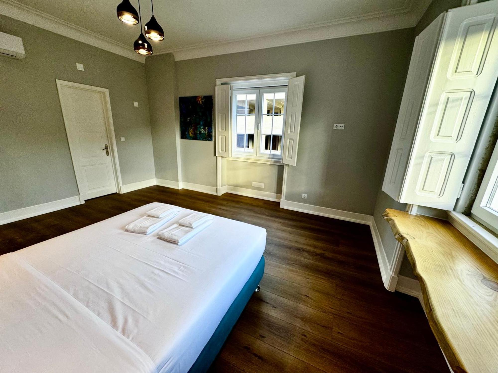 Relax And Explore Lisbon Suites And Rooms Exterior photo